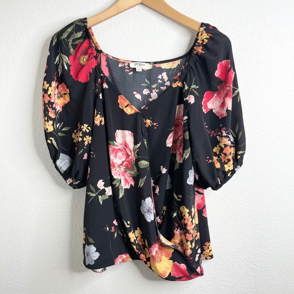 Umgee Womens Floral Puff Sleeve Surplice Wrap Blouse Black‎ Red Large A5634